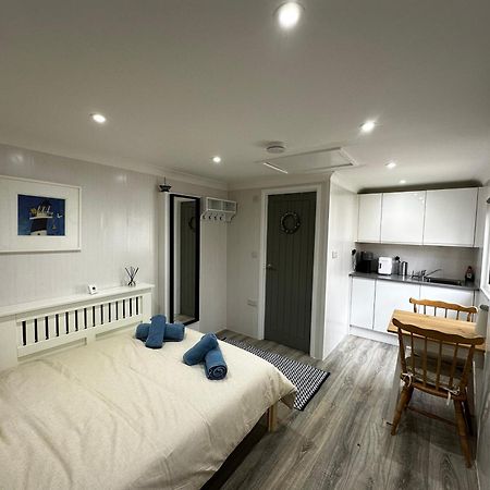 Peaceful Southbourne Studio - Pets Welcome Bournemouth Exteriör bild